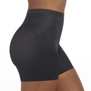 SPANX Thinstincts® 2.0 Mid-Thigh Girlshorts: M (unused, with tags)